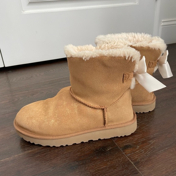 UGG womens sz9 mini Bailey bow glimmer chestnut brown boots - Picture 4 of 6